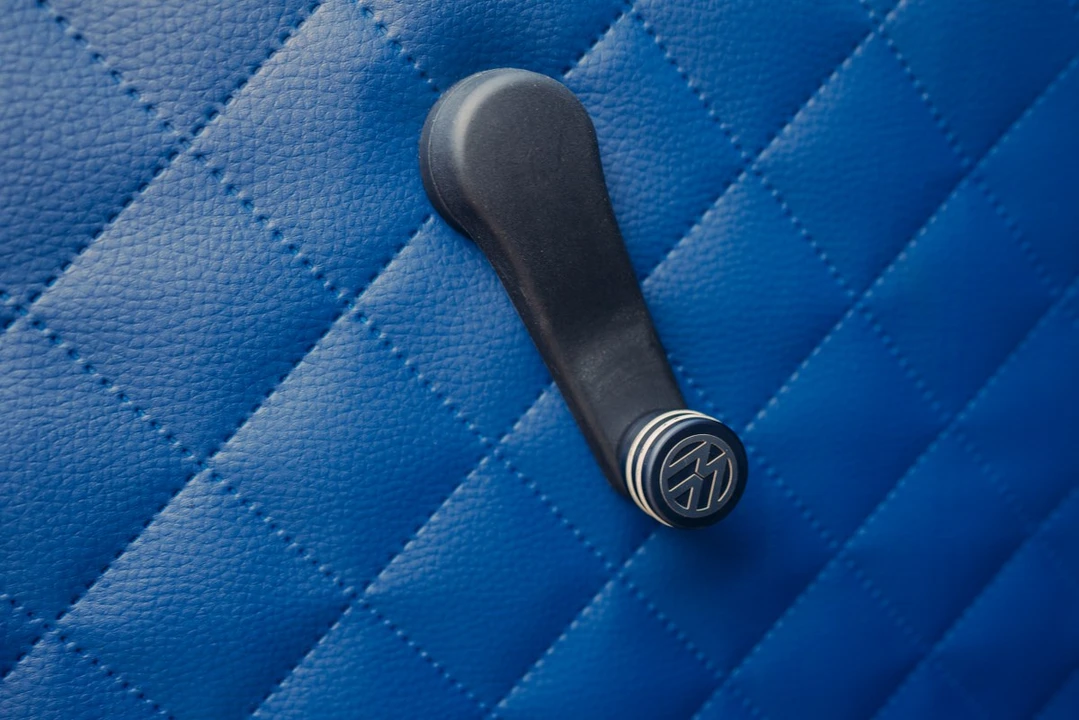 2013 Volkswagen Bay-Window Bus - Image 28 of 30