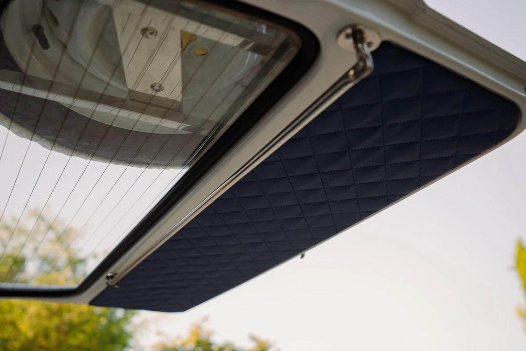2013 Volkswagen Bay-Window Bus - Image 30 of 30