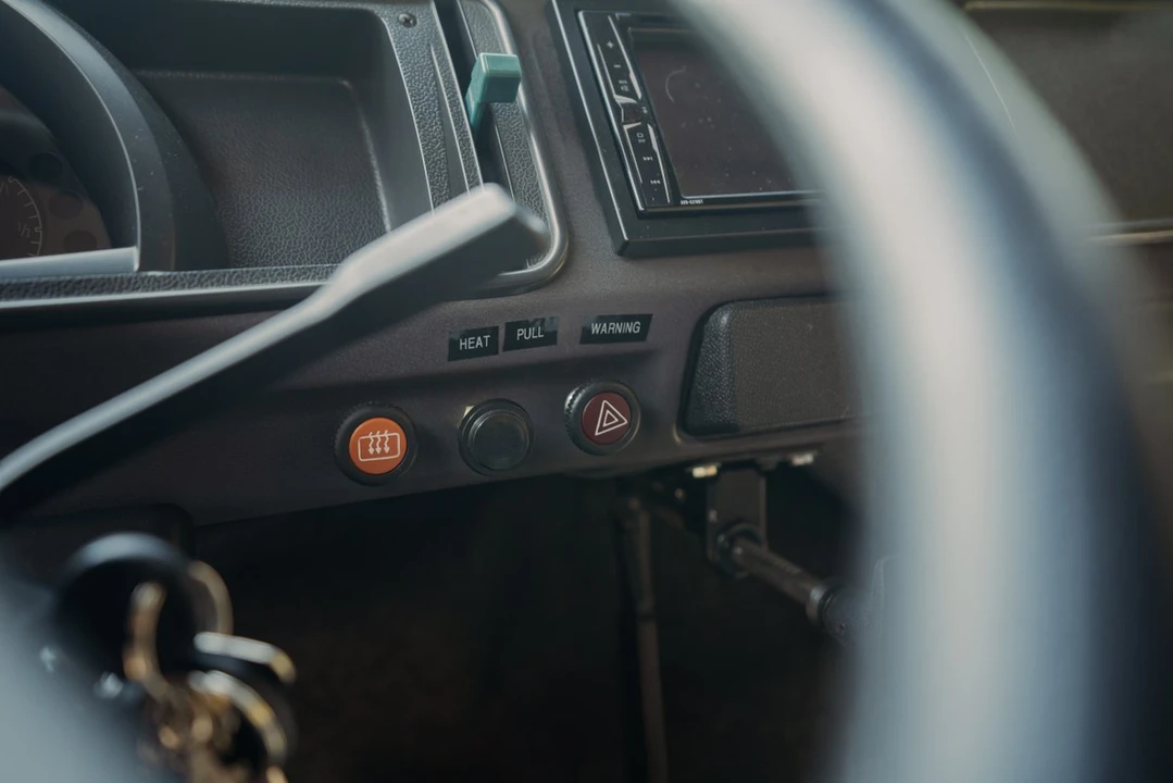 2013 Volkswagen Bay-Window Bus - Image 19 of 30