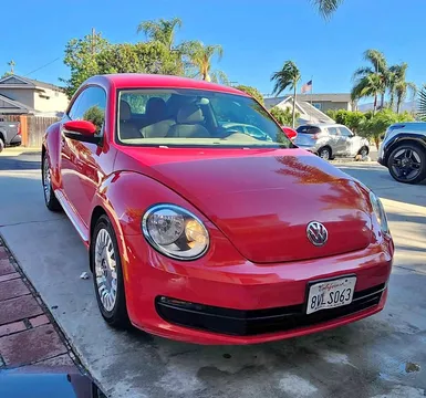2013 Volkswagen New Beetle 2.5 Hatchback 2D