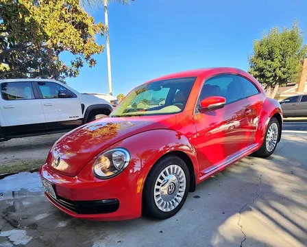 2013 Volkswagen New Beetle 2.5 Hatchback 2D