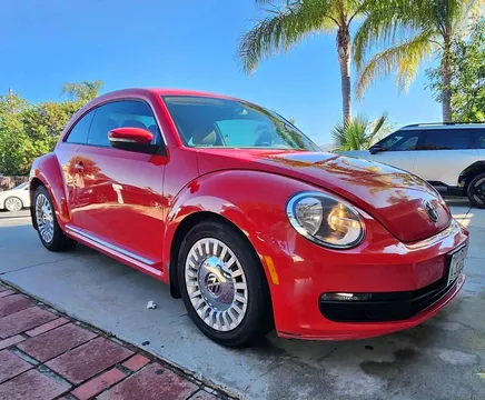 2013 Volkswagen New Beetle 2.5 Hatchback 2D