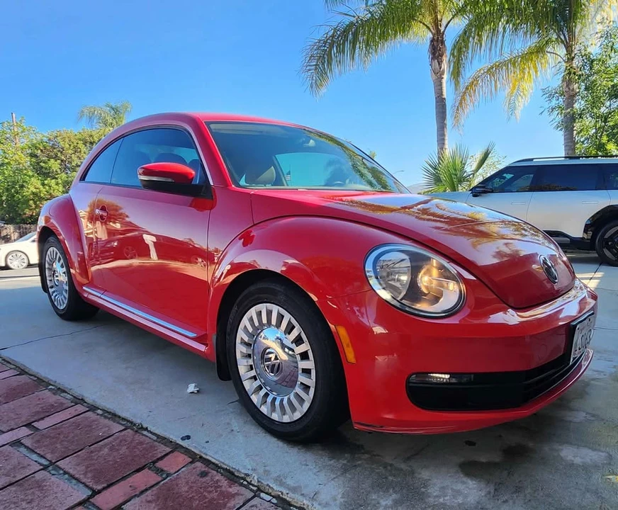 2013 Volkswagen A5 Beetle - Image 2 of 16
