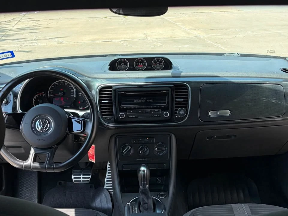 2013 Volkswagen A5 Beetle - Image 9 of 11