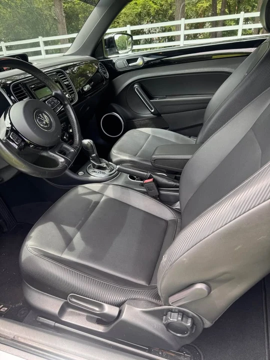 2013 Volkswagen A5 Beetle - Image 7 of 14