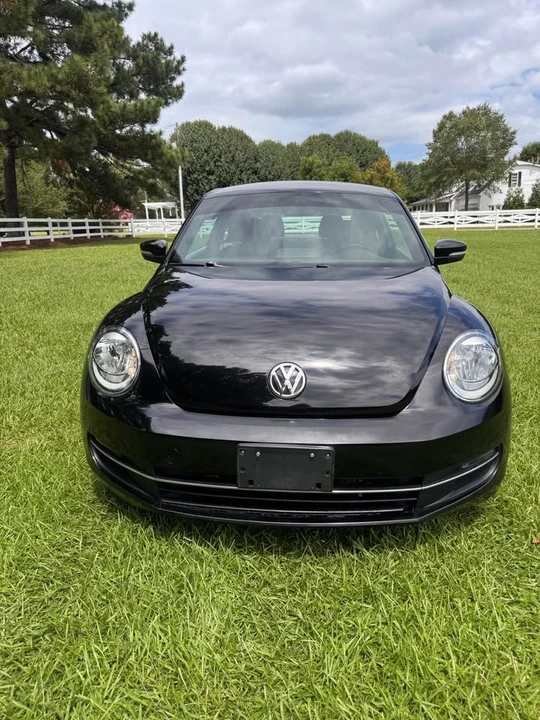 2013 Volkswagen A5 Beetle - Image 2 of 14