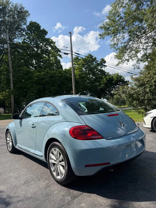 2013 Volkswagen A5 Beetle - Image 4 of 16