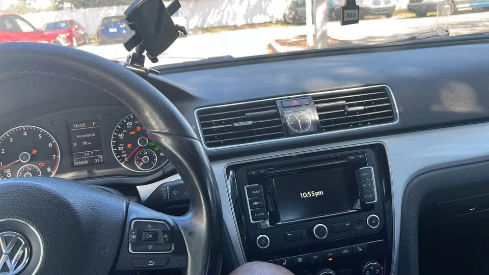 2013 Volkswagen Passat - Image 3 of 3
