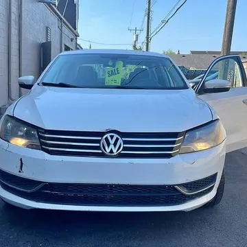 2013 Volkswagen Passat 1.8T Limited Edition