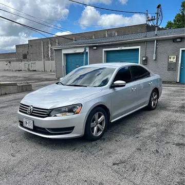 2013 Volkswagen Passat 1.8T Limited Edition Sedan 4D