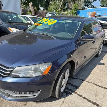 2013 Volkswagen Passat 1.8T S