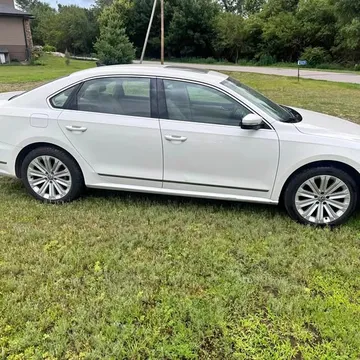 2013 Volkswagen Passat 2.0T S