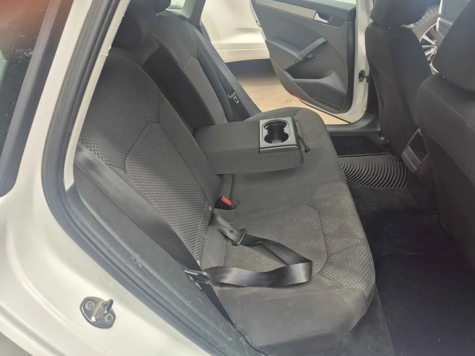 2013 Volkswagen Passat - Image 10 of 20