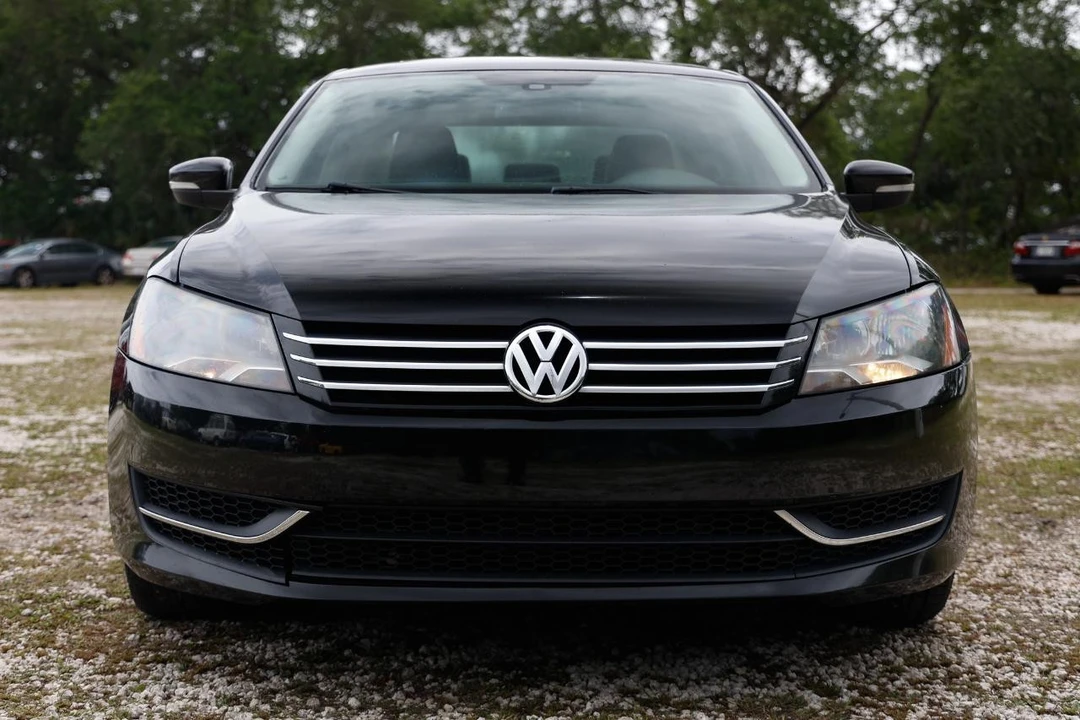 2013 Volkswagen Passat - Image 19 of 21