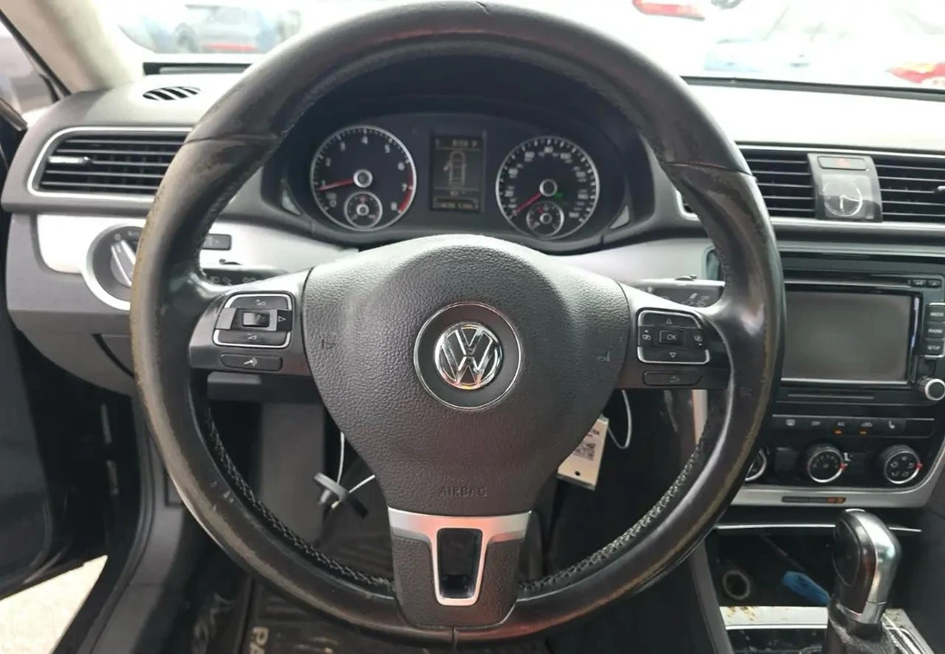 2013 Volkswagen Passat - Image 11 of 14