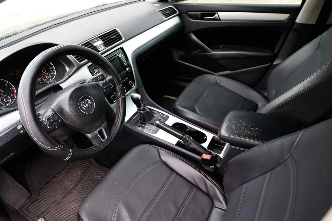 2013 Volkswagen Passat - Image 4 of 21