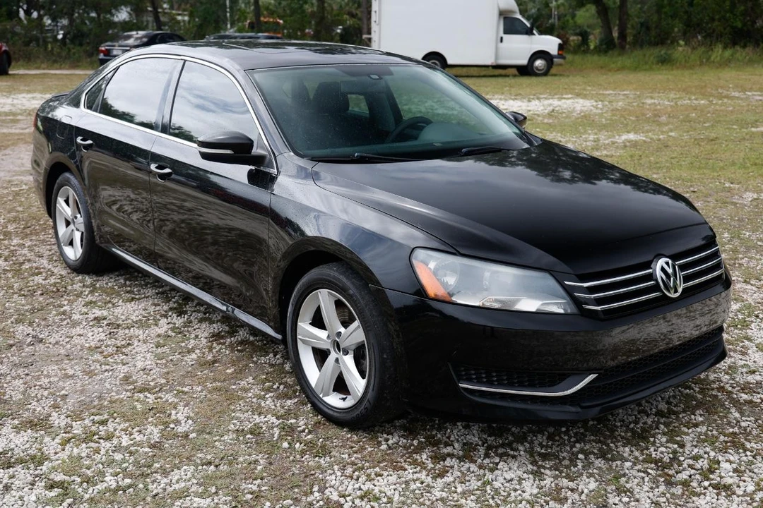 2013 Volkswagen Passat - Image 15 of 21