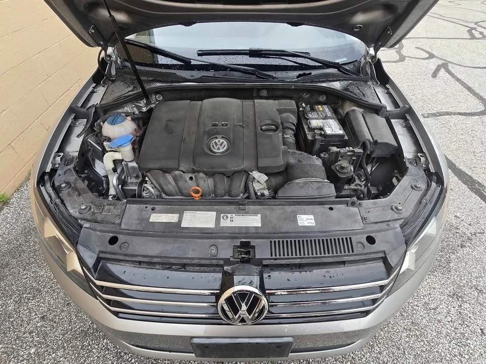 2013 Volkswagen Passat - Image 11 of 12