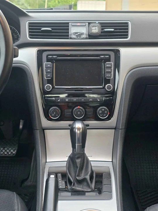 2013 Volkswagen Passat - Image 7 of 12