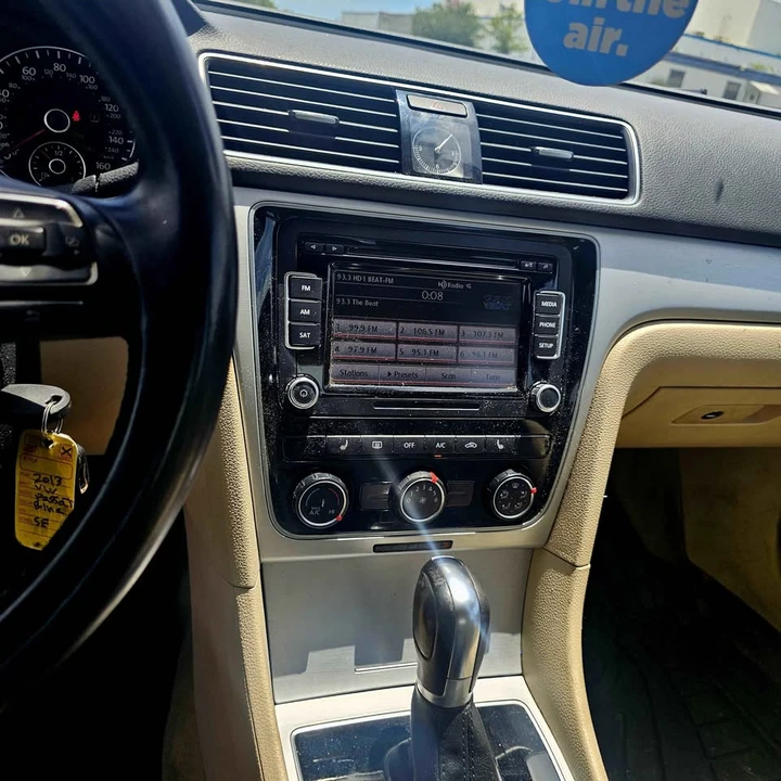 2013 Volkswagen Passat - Image 7 of 9