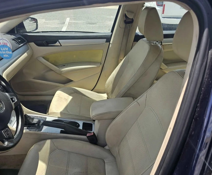 2013 Volkswagen Passat - Image 8 of 9