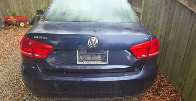 2013 Volkswagen Passat 2.5L SE Sedan 4D