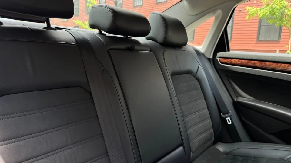 2013 Volkswagen Passat - Image 9 of 18