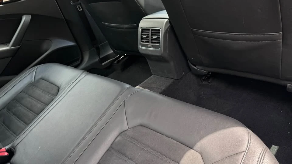 2013 Volkswagen Passat - Image 7 of 18