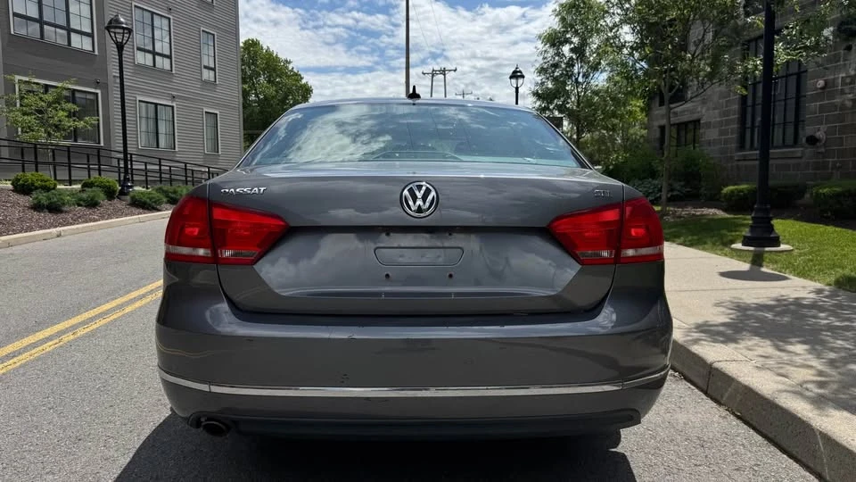 2013 Volkswagen Passat - Image 5 of 18