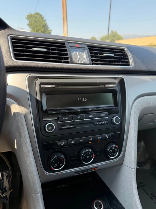 2013 Volkswagen Passat - Image 19 of 19