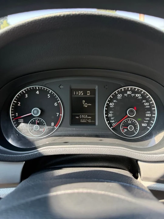 2013 Volkswagen Passat - Image 18 of 19