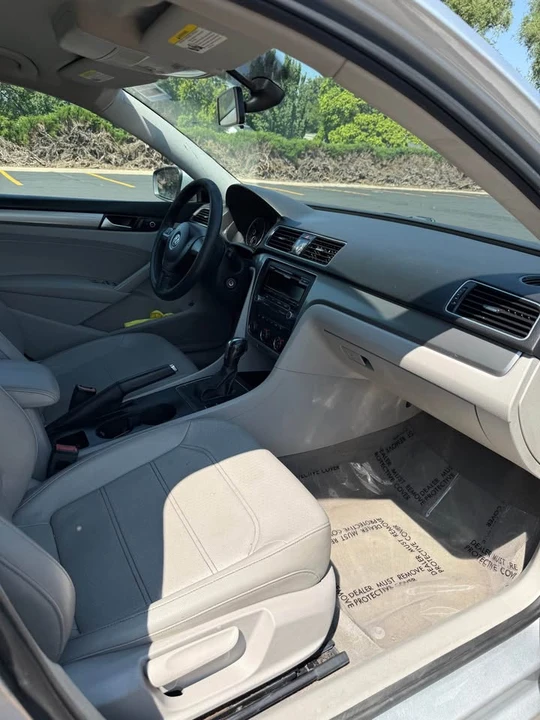 2013 Volkswagen Passat - Image 16 of 19