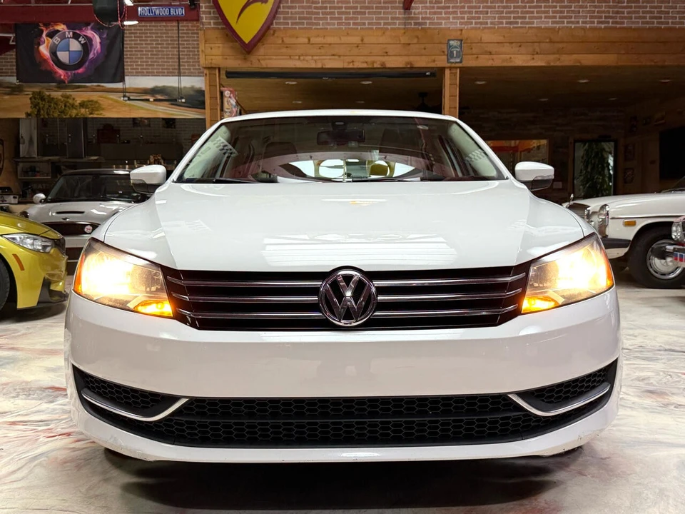 2013 Volkswagen Passat - Image 7 of 21