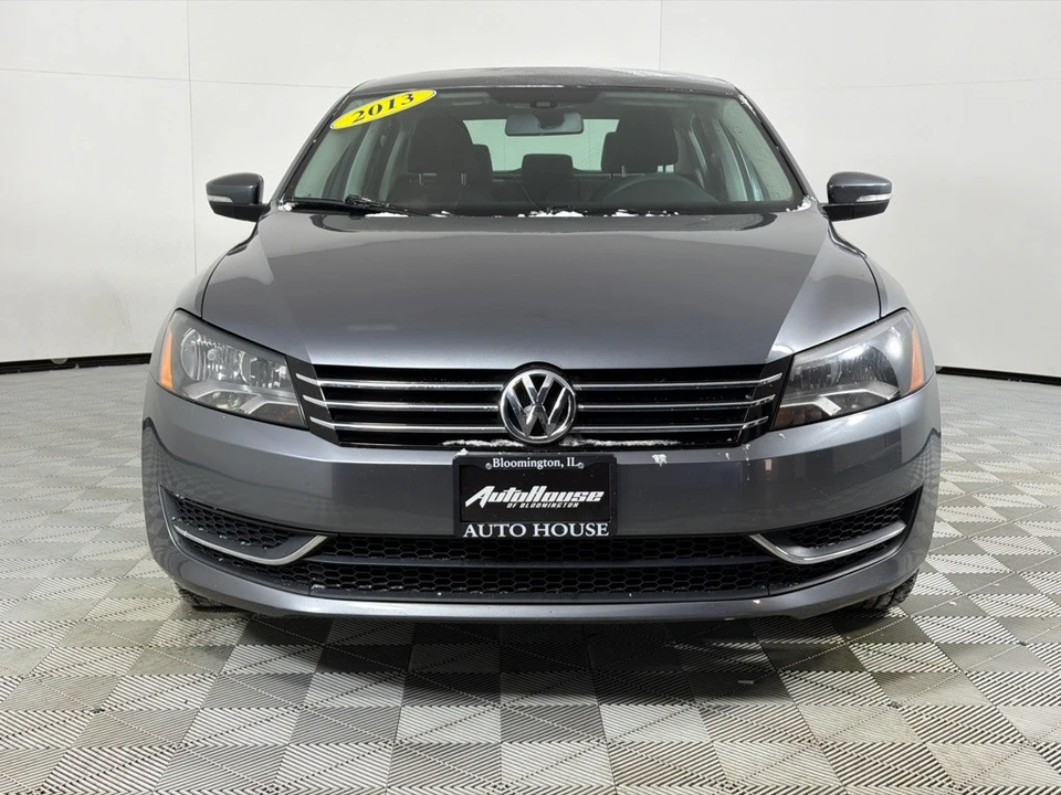 2013 Volkswagen Passat - Image 10 of 12