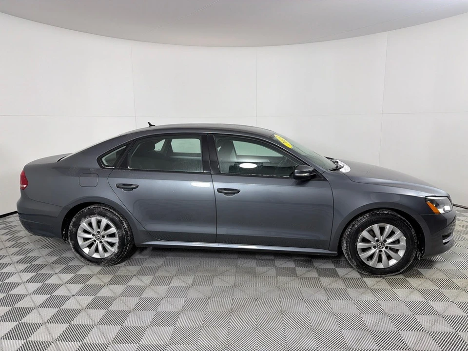 2013 Volkswagen Passat - Image 4 of 12