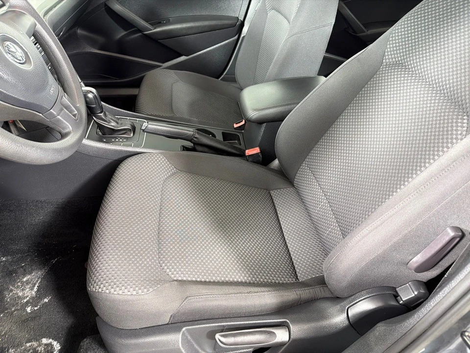2013 Volkswagen Passat - Image 12 of 12