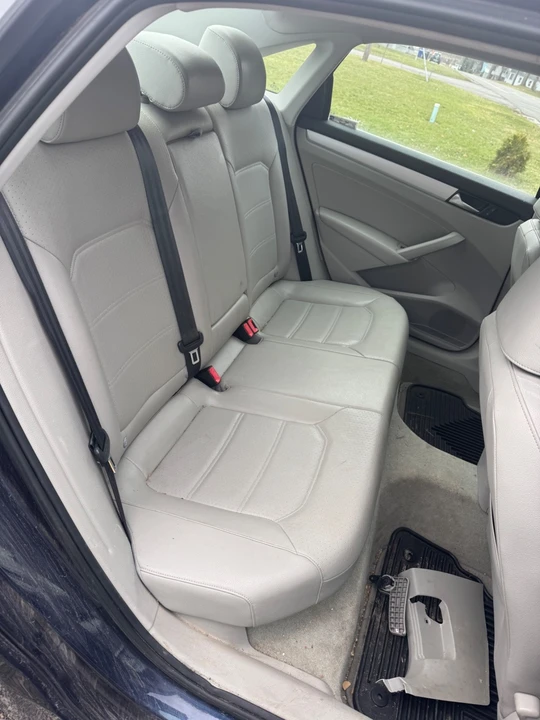 2013 Volkswagen Passat - Image 4 of 13