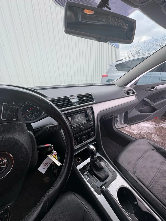 2013 Volkswagen Passat - Image 12 of 20