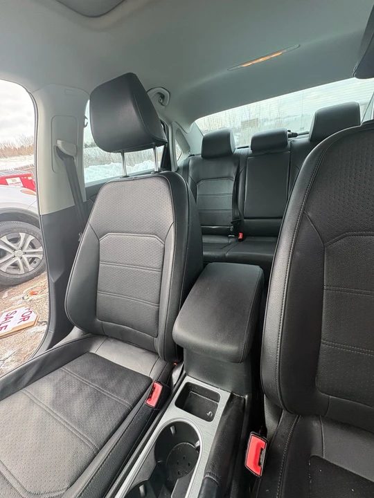 2013 Volkswagen Passat - Image 11 of 20