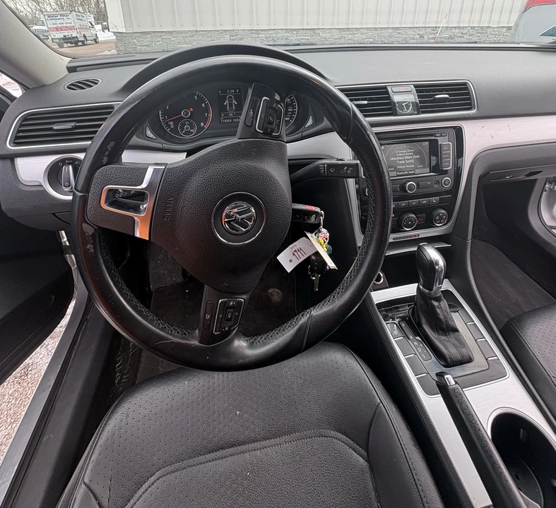 2013 Volkswagen Passat - Image 13 of 20