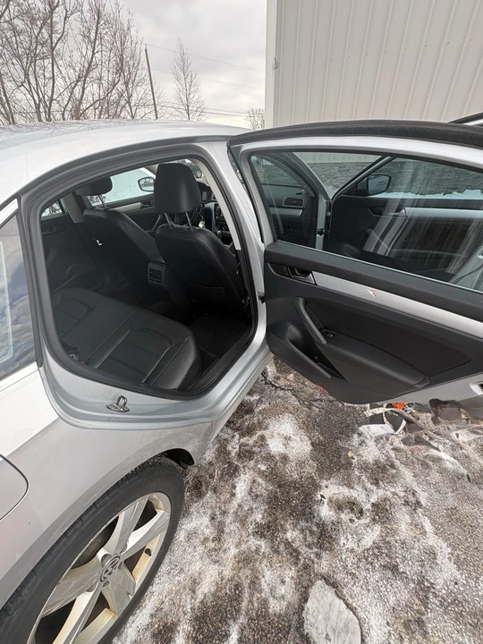 2013 Volkswagen Passat - Image 17 of 20