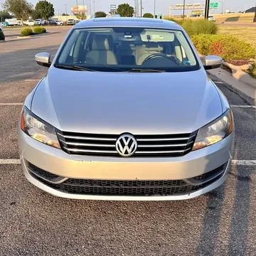 2013 Volkswagen Passat SE