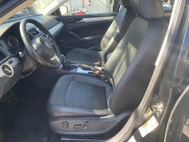 2013 Volkswagen Passat - Image 18 of 21