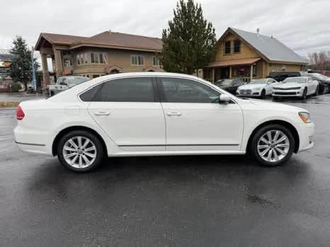 2013 Volkswagen Passat - Image 9 of 21