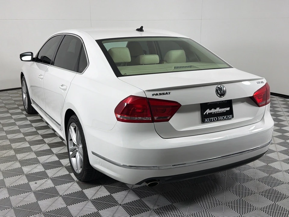 2013 Volkswagen Passat - Image 6 of 21