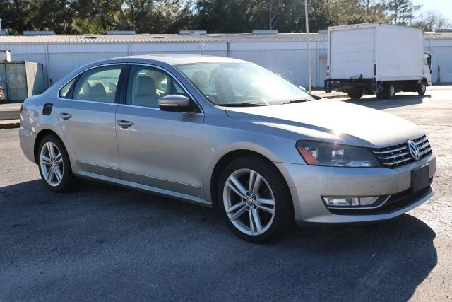 2013 Volkswagen Passat - Image 11 of 12