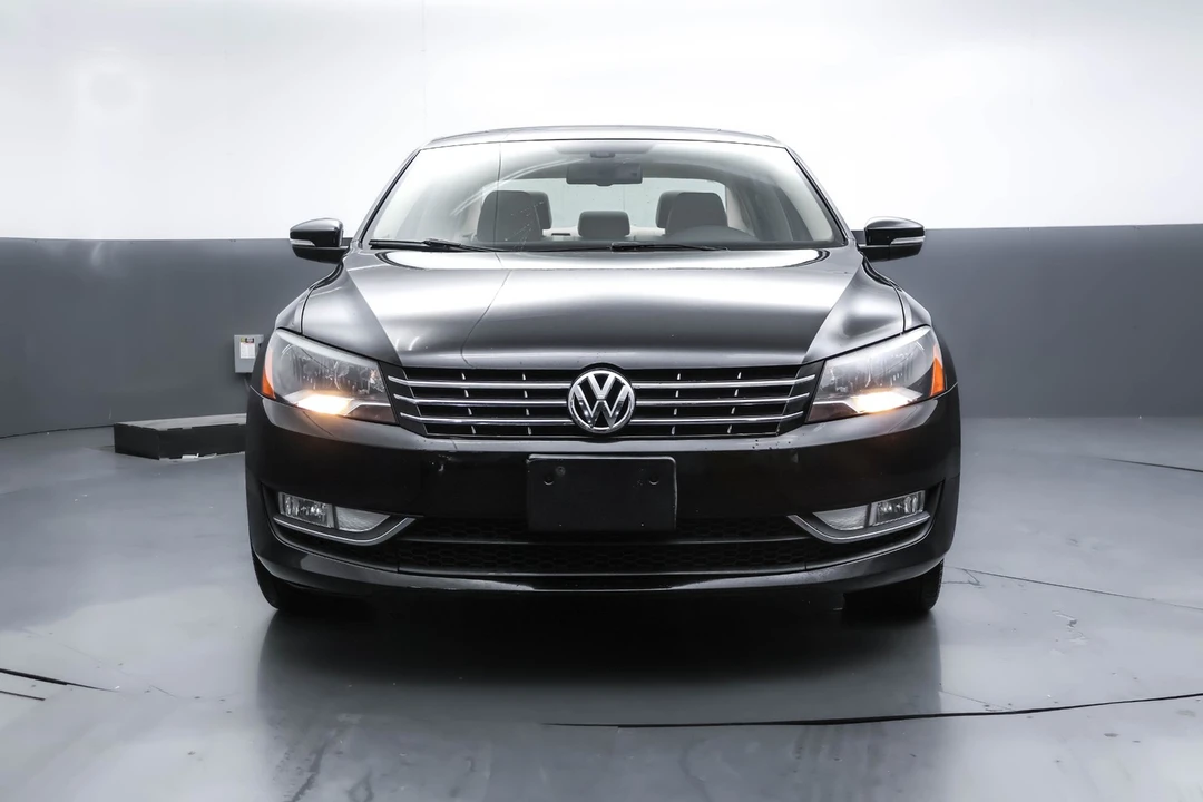 2013 Volkswagen Passat - Image 4 of 12