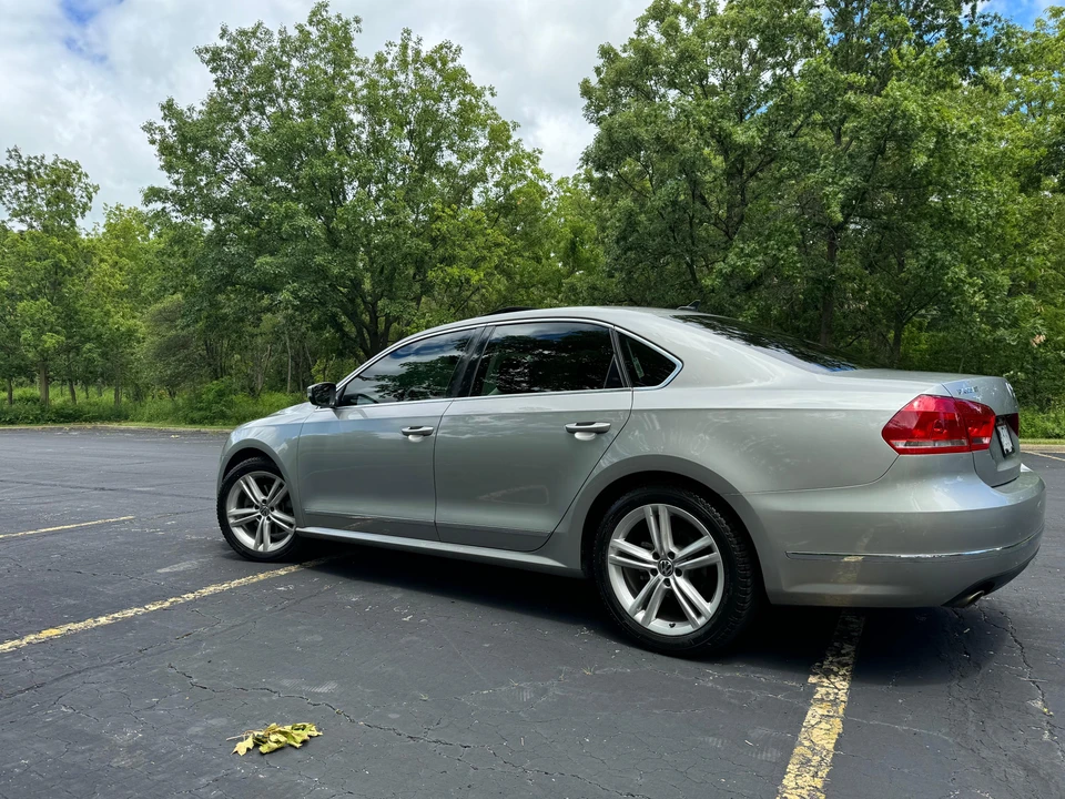 2013 Volkswagen Passat - Image 17 of 31