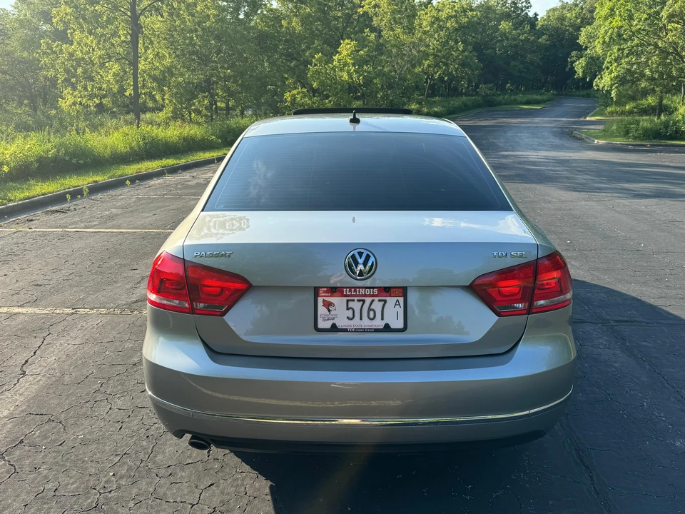2013 Volkswagen Passat - Image 22 of 31