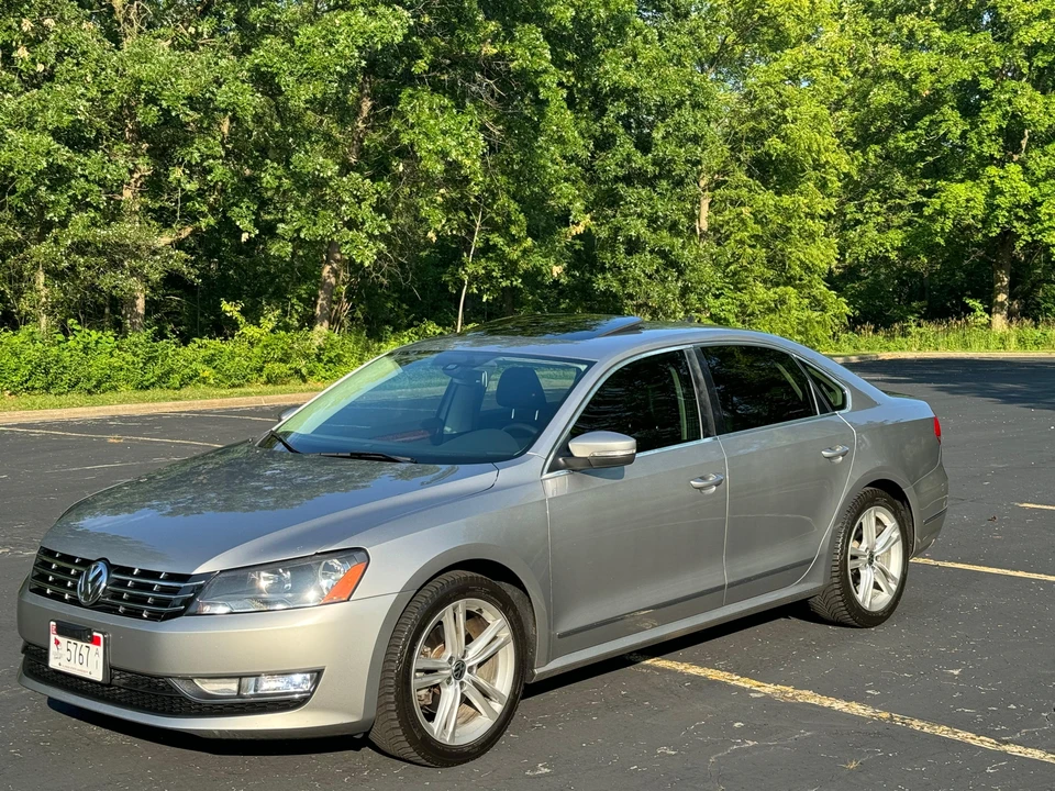 2013 Volkswagen Passat - Image 12 of 31